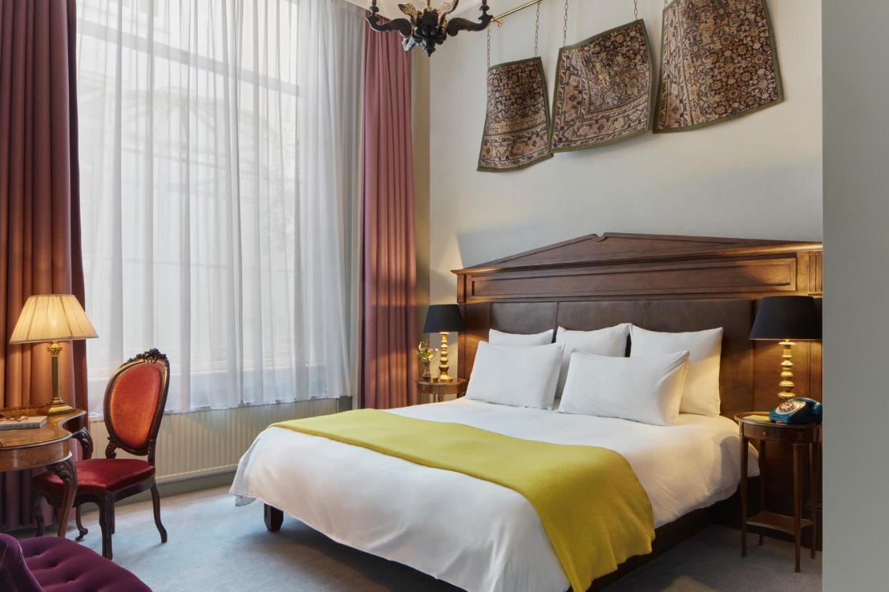 Pulitzer Amsterdam Hotel Kültér fotó A room at the hotel