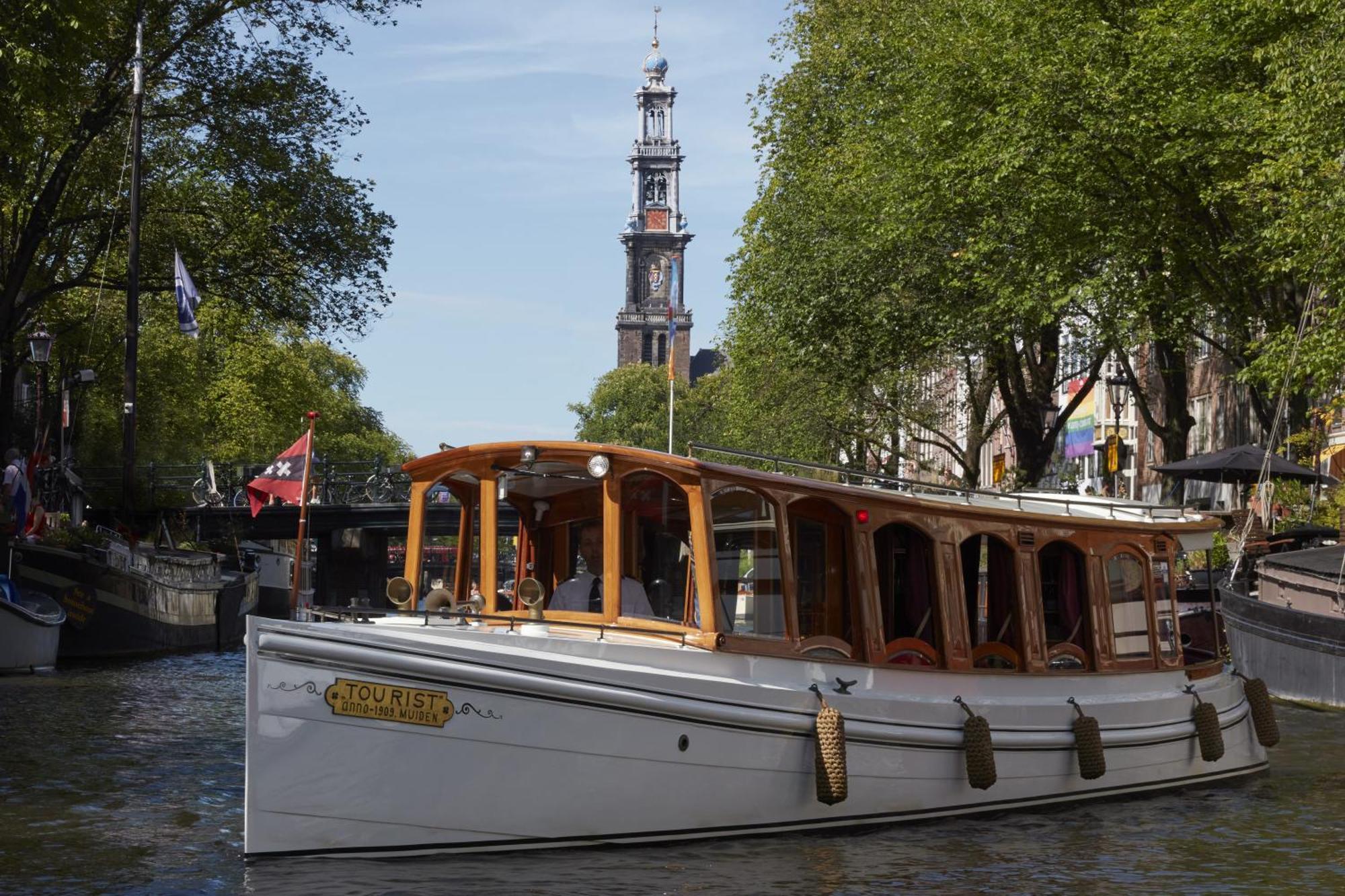 Pulitzer Amsterdam Hotel Kültér fotó The boat used in the film